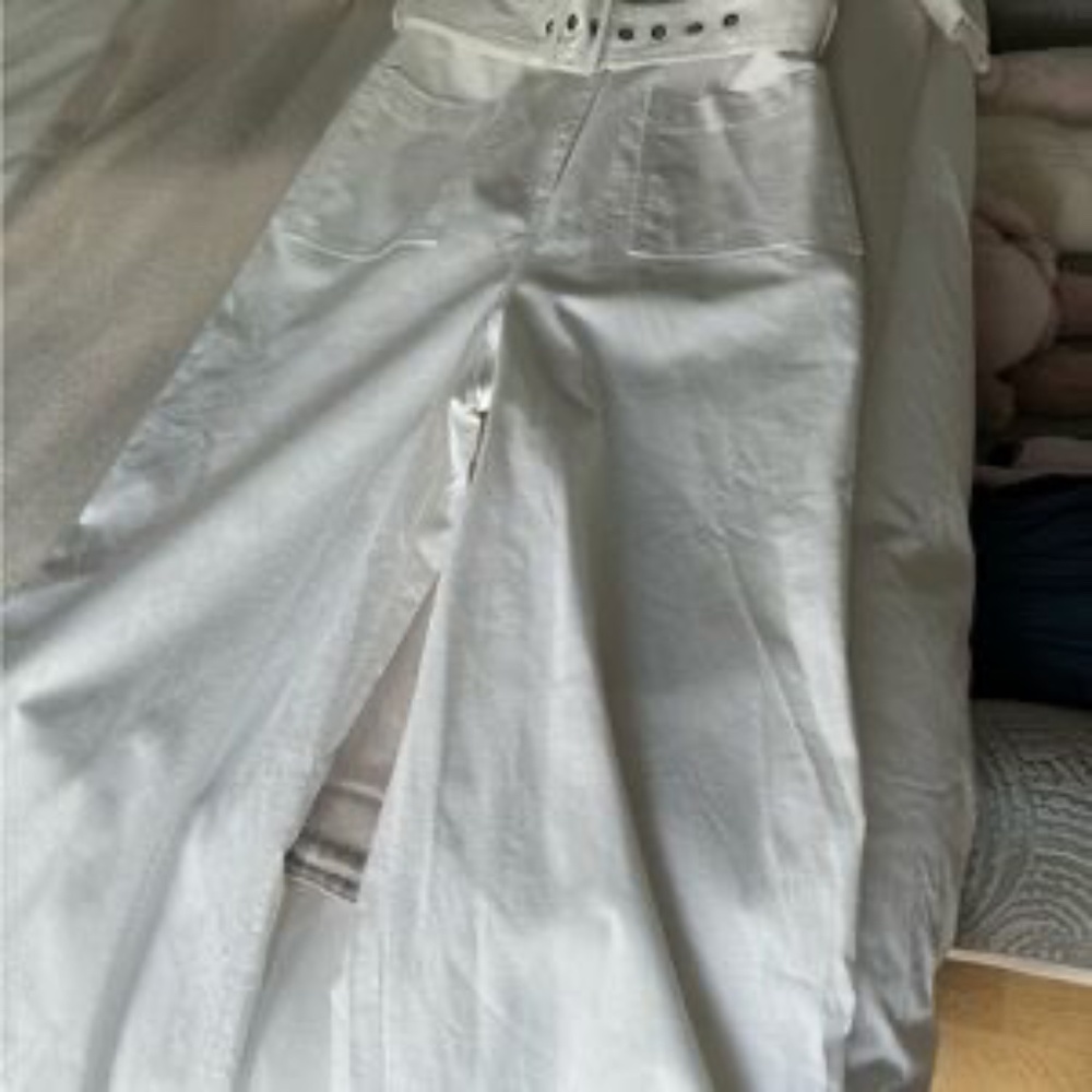 Staud Zavey utility jumpsuit in white. Size Small. Worn once. Great condition - Picture 8 of 8